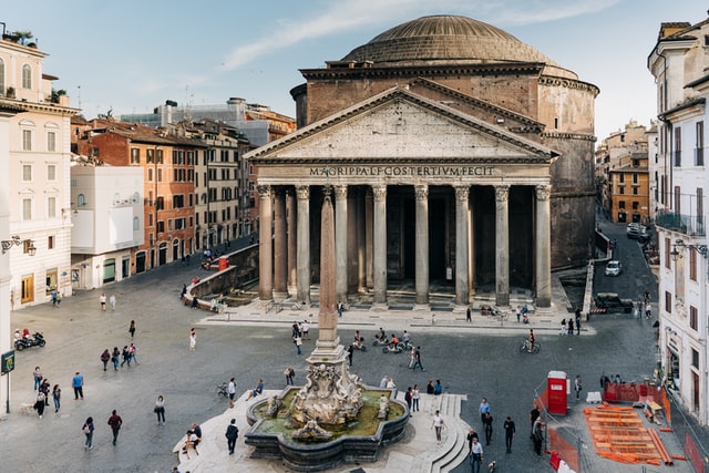 El panteón, un imperdible en Roma Italia.